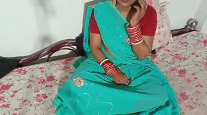 बंगाली भाभी ने मकान मालिक से चुदवाकर घर का किराया माफ़ कराया  Indian Bengali XXX साफ हिंदी आवाज  में