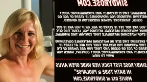 Sindy Rose fist fuck her wide open anus in bath tube & prolapse