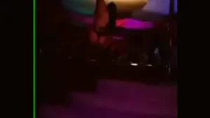 TEIBOLERA MEXICANA EN EL TUBO BAILANDO LAPDANCE STRIPER